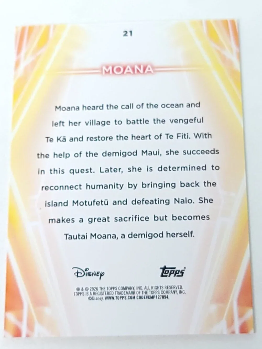 Moana Topps 2026 Disney Neon Gold Holo Parallel Limited 25/50 - Picture 4 of 4